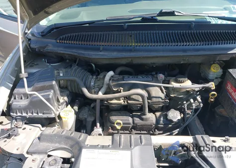 2005 Chrysler Town & Country Touring из США, поврежденный, VIN 2C4GP54L75R524450